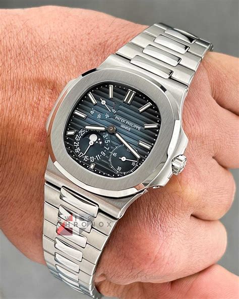 patek philippe nautilus 5712 1a-001 review